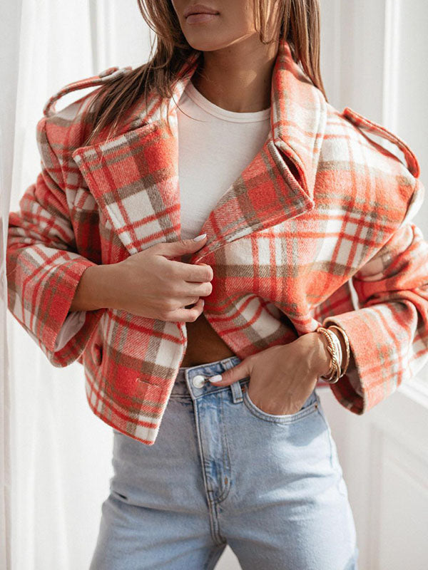 Well Tailored Jacket with a Graceful Silhouette