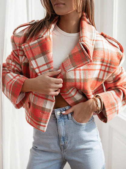 Well Tailored Jacket with a Graceful Silhouette