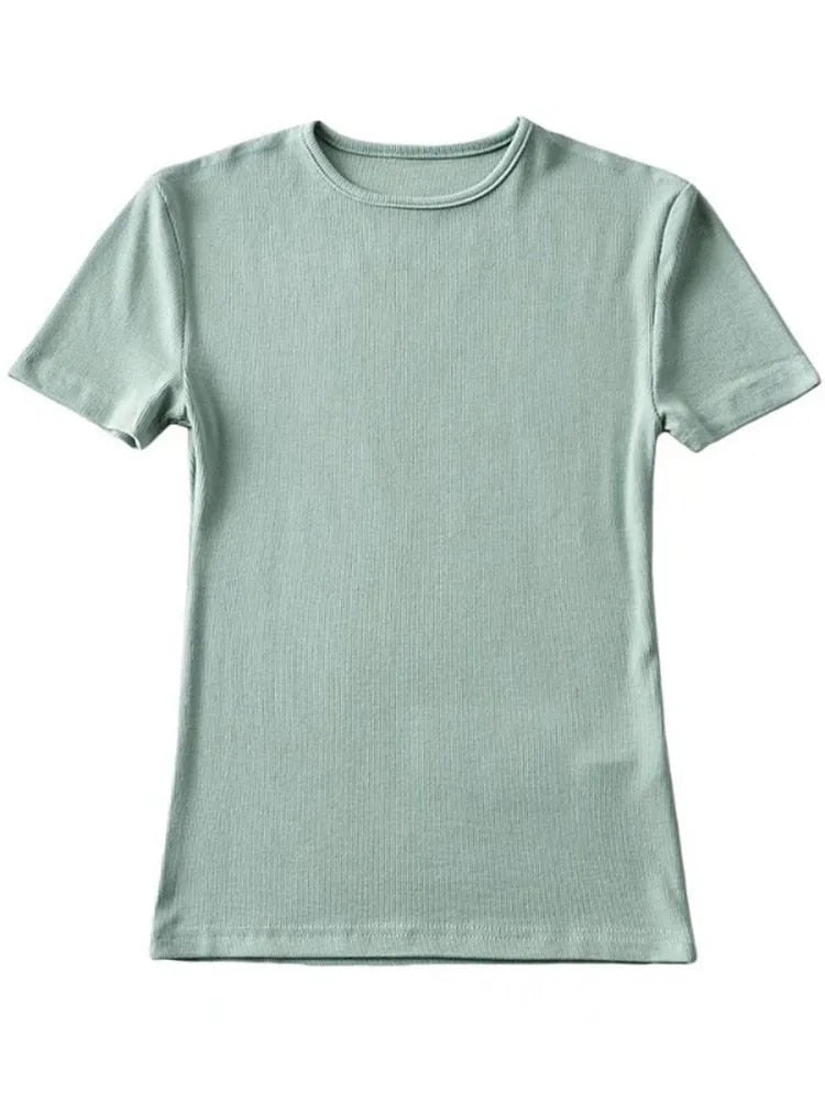 Effortlessly Elegant T-Shirt with a Timeless Design