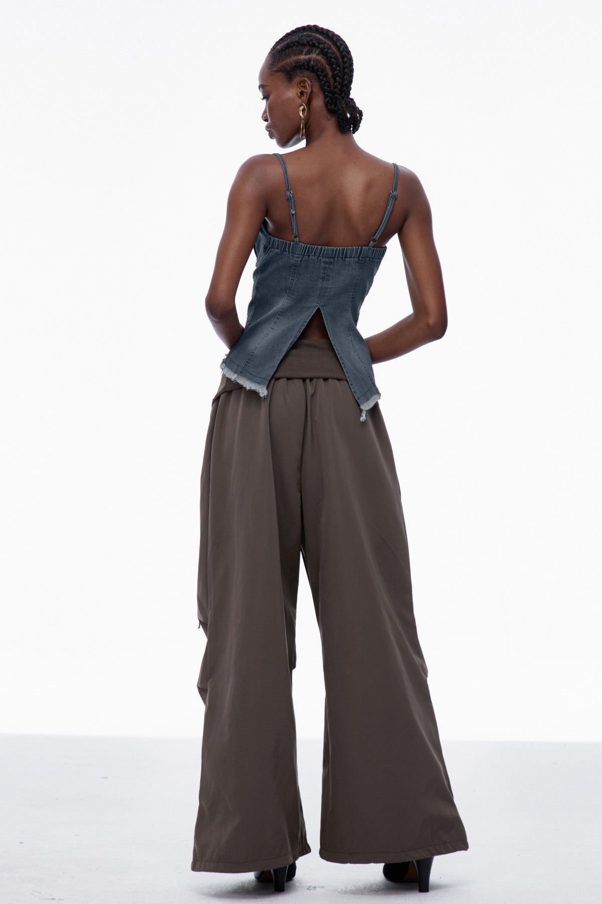 A Vintage Style Top with Delicate Timeless Details