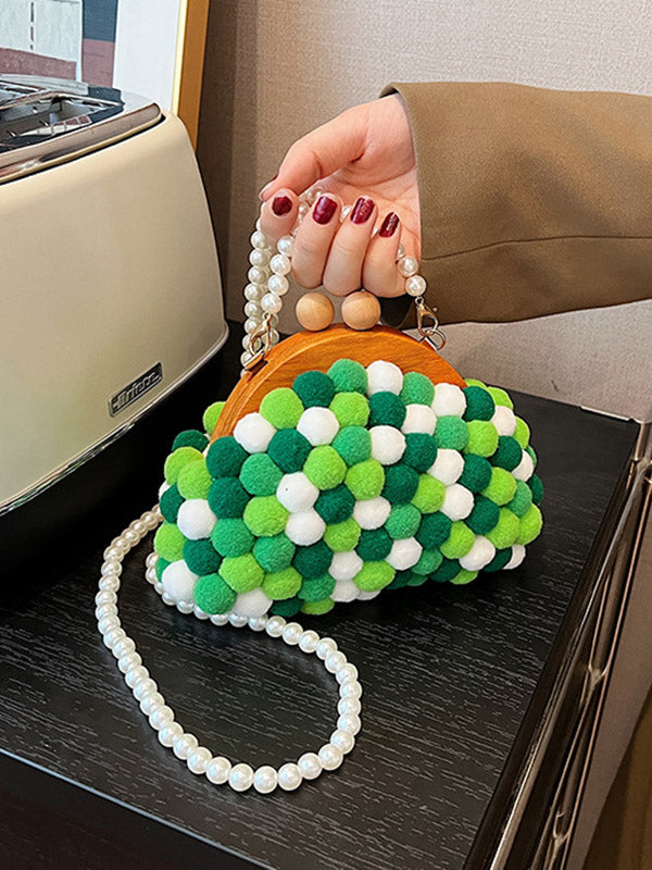 Beautifully Crafted Bag in a Classic Style