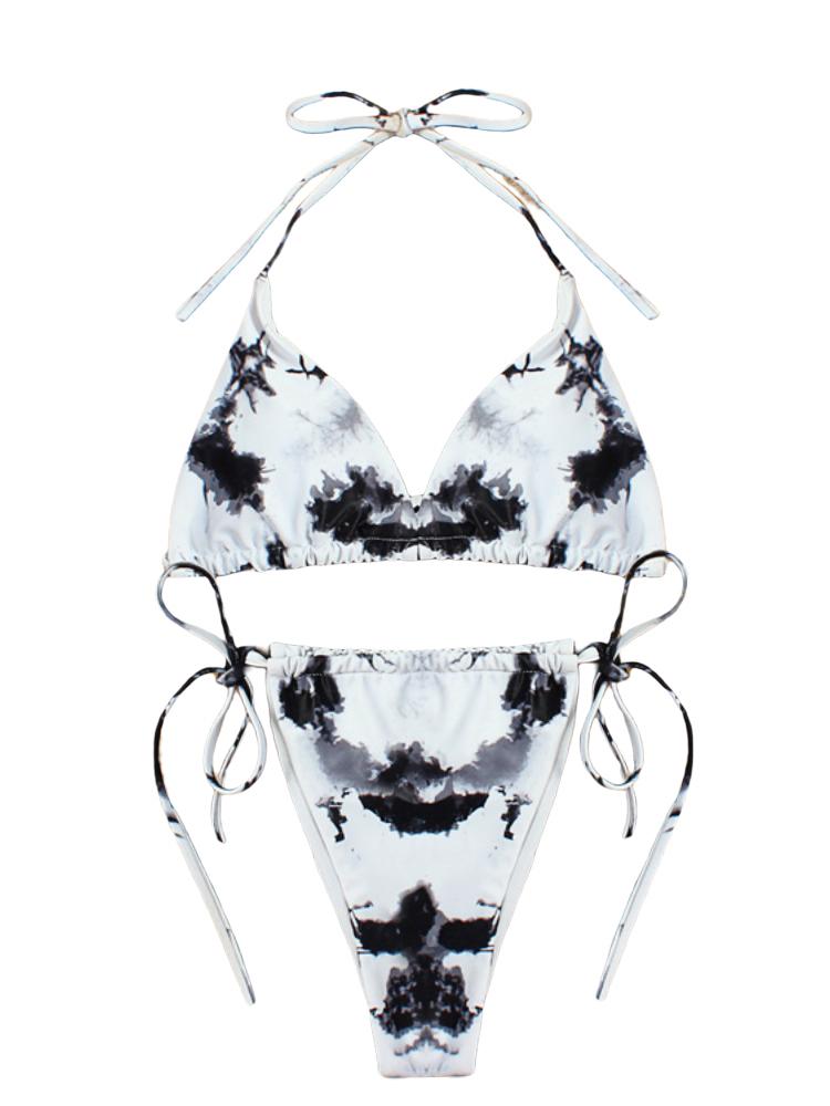 Classic Vintage Bikini with a Flattering Fit