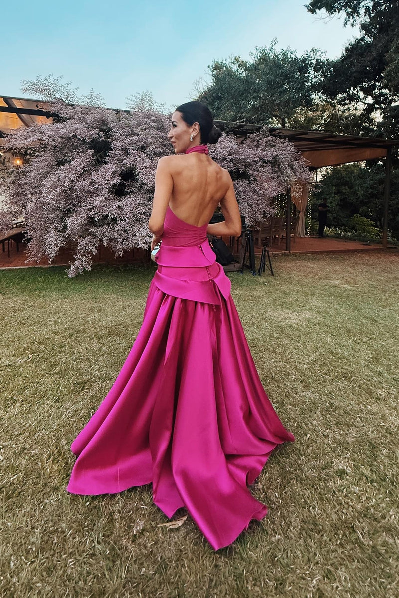 Gracefully Styled Garment for Any Occasion
