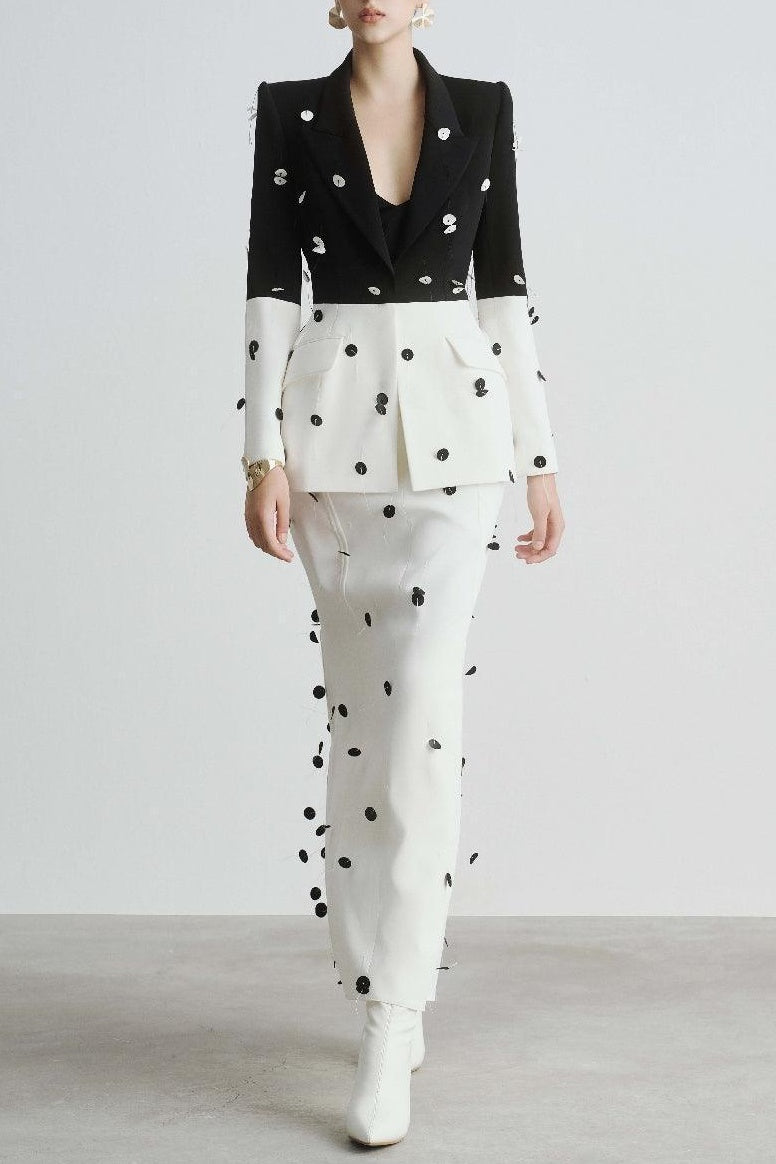 Well Tailored Garment with a Graceful Silhouette