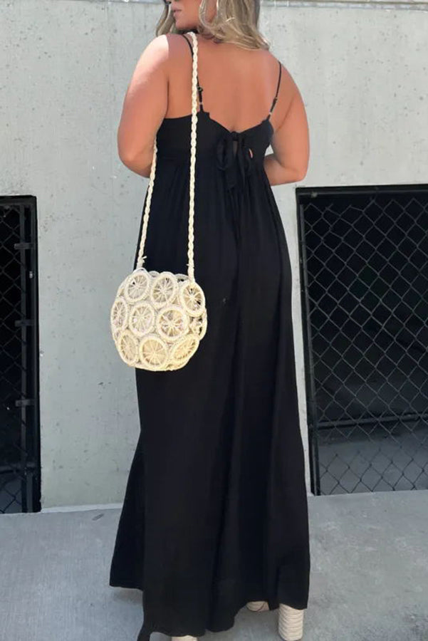 Effortlessly Elegant Garment with a Timeless Design
