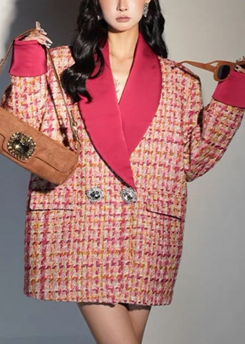 Beautifully Finished Coat in a Timeless Design