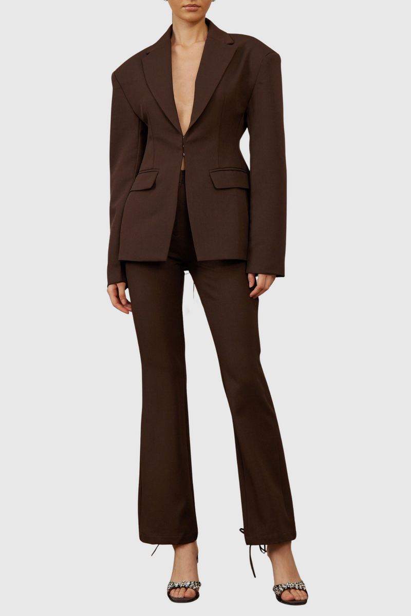 Beautifully Finished Trousers in a Timeless Design