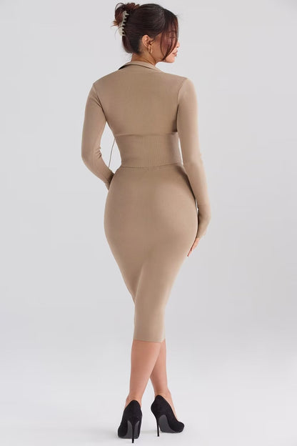 Polished Top with an Effortless Classic Look