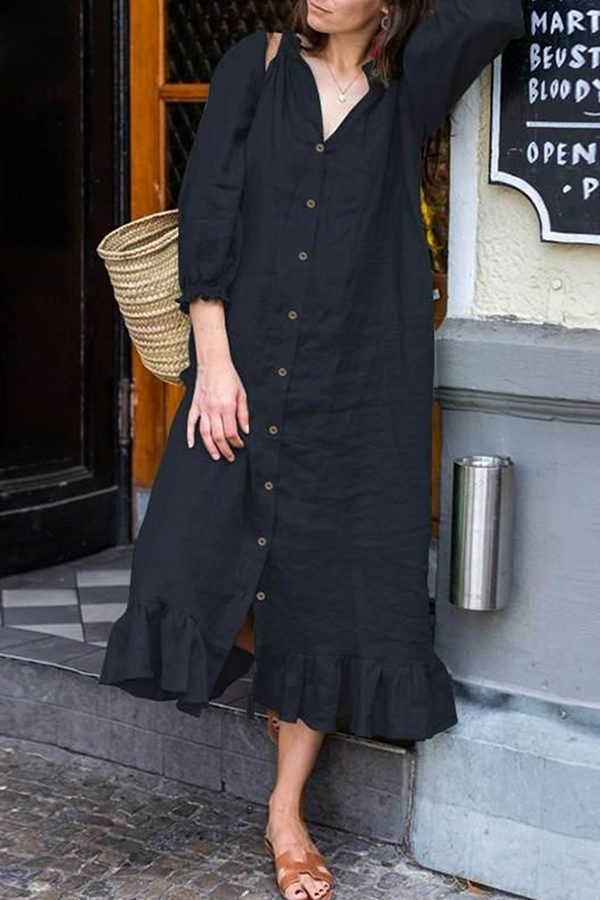 Sophisticated Dress with a Clean Classic Look