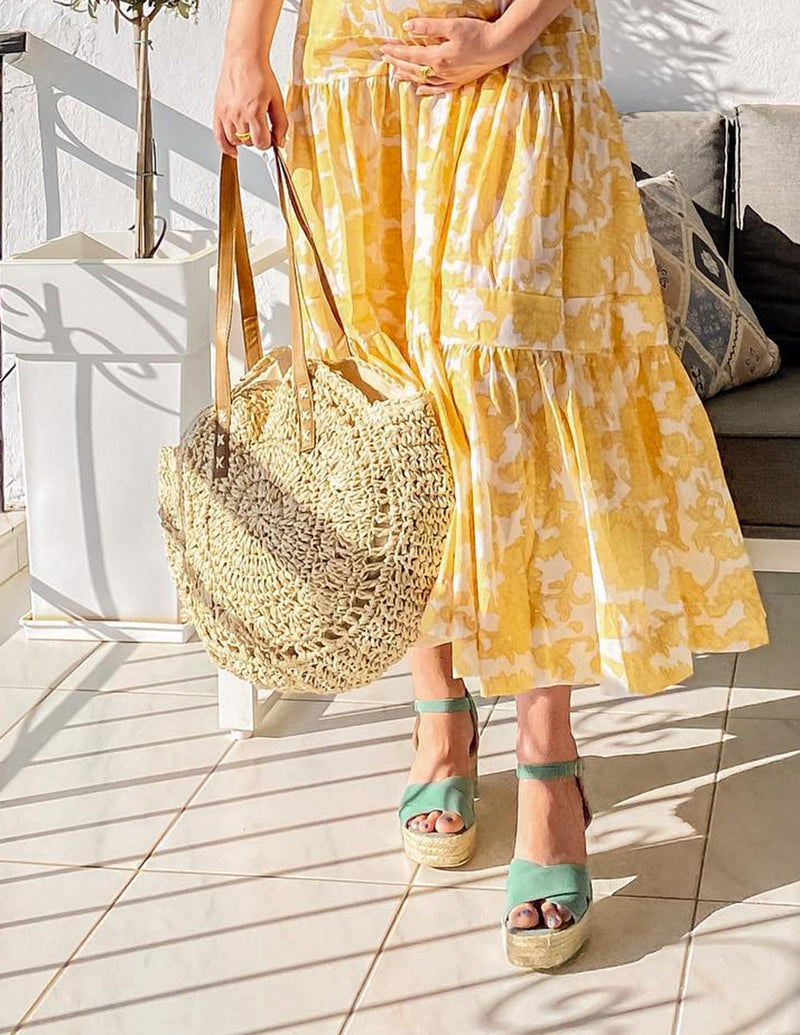 Gracefully Styled Bag for Any Occasion