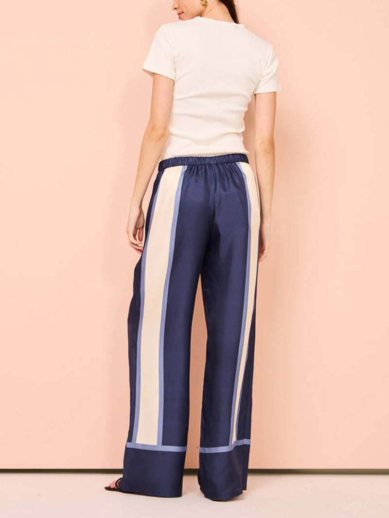 Polished Pants with an Effortless Classic Look