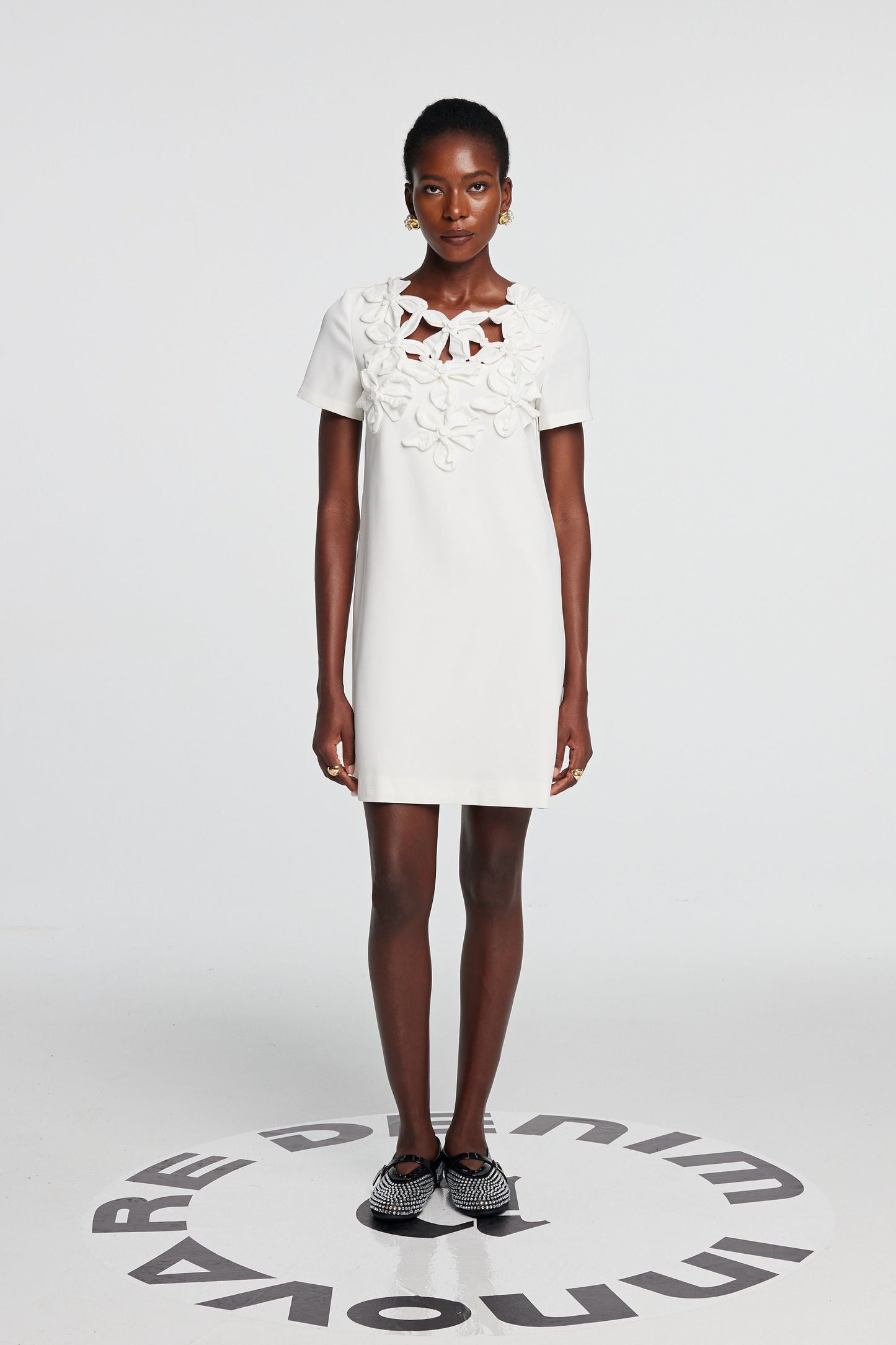 Well Tailored Dress with a Graceful Silhouette