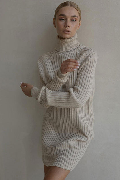 Effortlessly Elegant Sweater with a Timeless Design