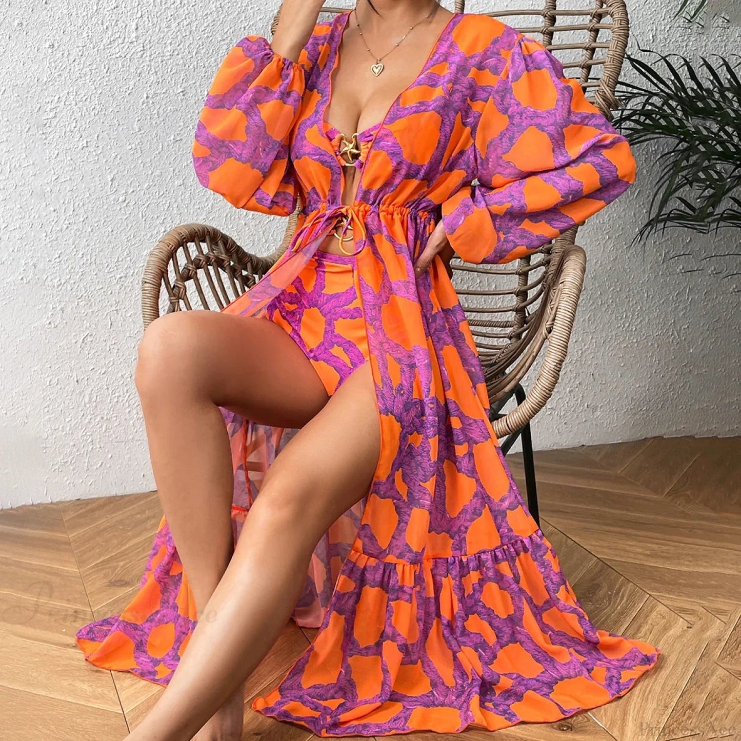 Effortlessly Elegant Swimsuit with a Timeless Design