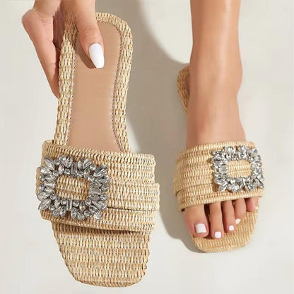 Elegantly Styled Sandals for Everyday Wear
