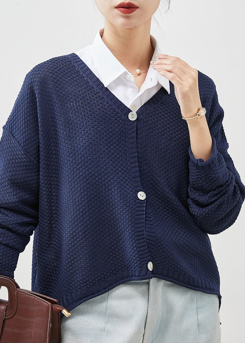 Gracefully Styled Cardigan for Any Occasion