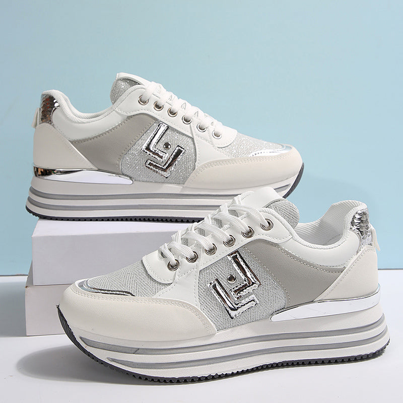 Effortlessly Elegant Shoes with a Timeless Design