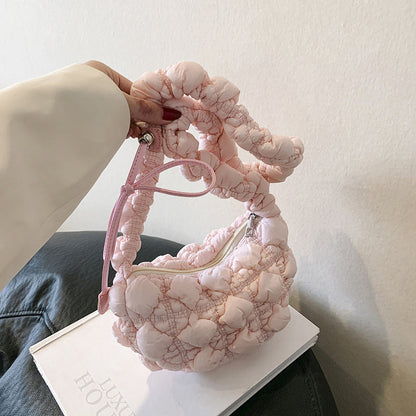 Gracefully Styled Bag for Any Occasion