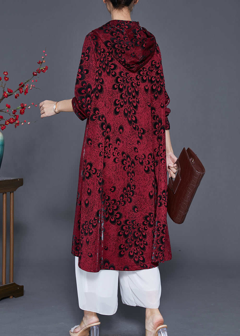 Beautifully Finished Coat in a Timeless Design