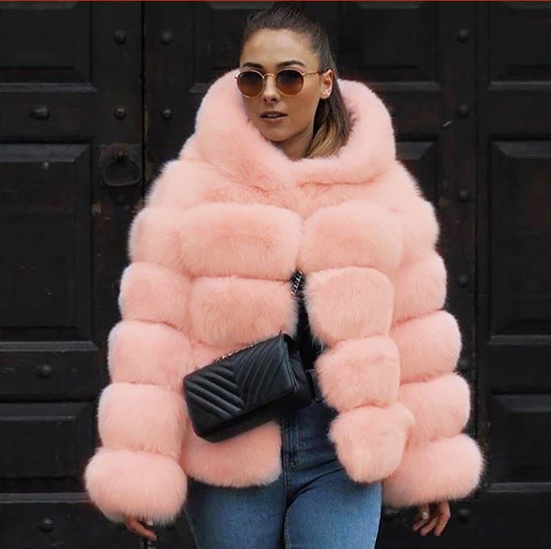 Beautifully Finished Coat in a Timeless Design