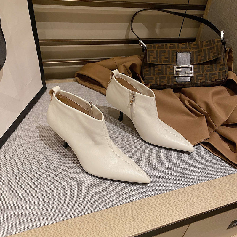 Elegantly Styled Boots for Everyday Wear