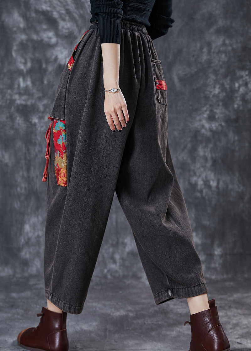 Effortlessly Elegant Pants with a Timeless Design