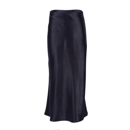 Well Tailored Garment with a Graceful Silhouette