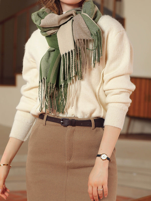 Gracefully Styled Garment for Any Occasion