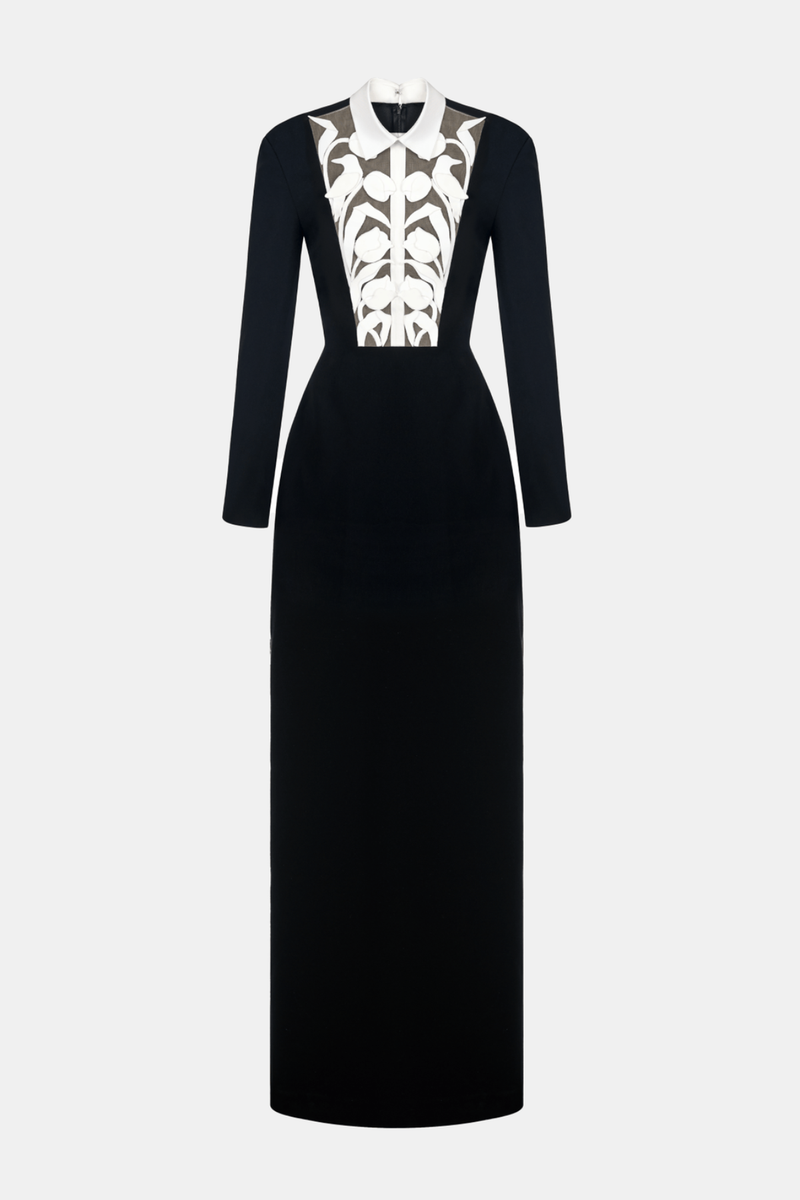 Classic Vintage Dress with a Flattering Fit