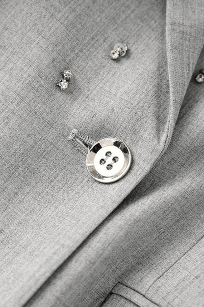 Well Tailored Garment with a Graceful Silhouette
