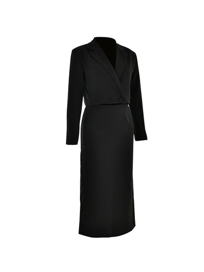 Effortlessly Elegant Garment with a Timeless Design