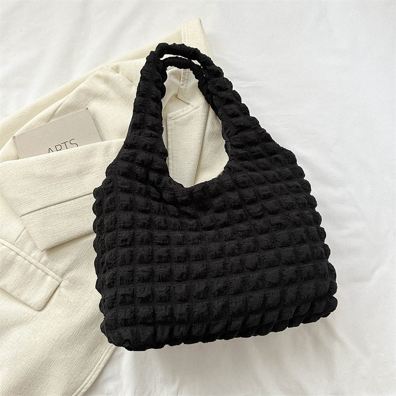 Sophisticated Bag with a Clean Classic Look