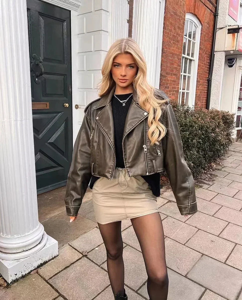 Classic Vintage Jacket with a Flattering Fit
