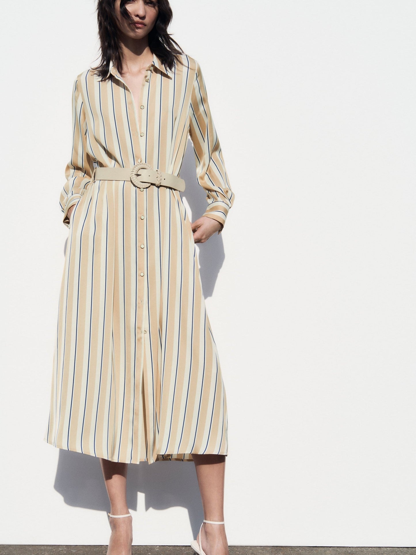 Classic Vintage Dress with a Flattering Fit