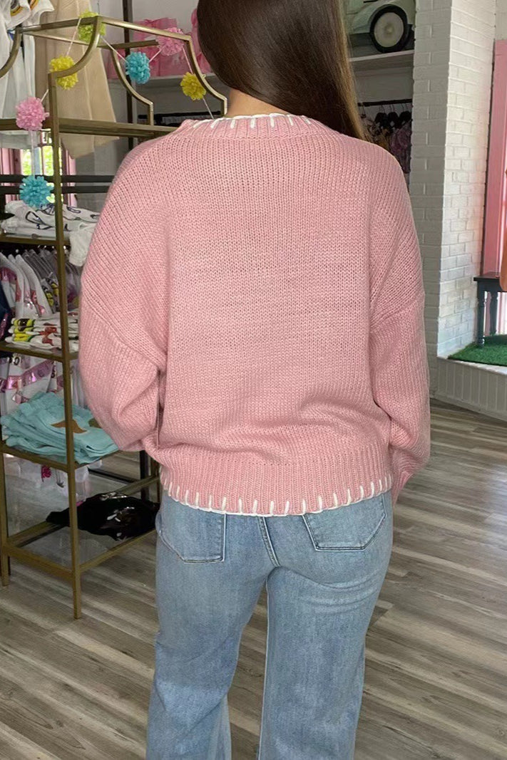 Effortlessly Elegant Sweater with a Timeless Design