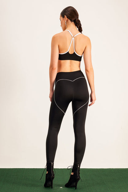 Beautifully Crafted Pants in a Classic Style