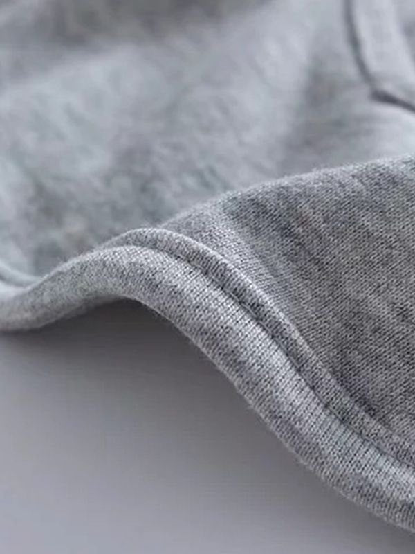 Effortlessly Elegant Garment with a Timeless Design