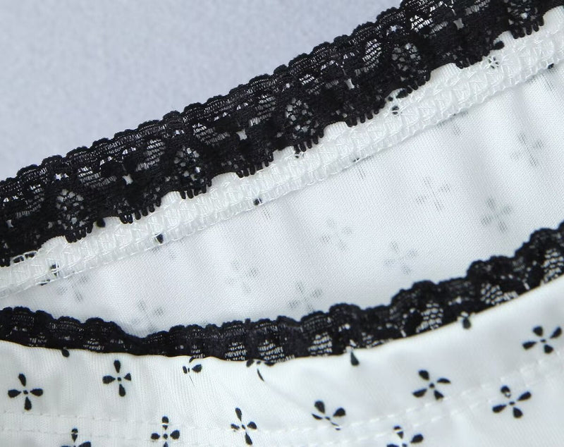 Sophisticated Garment with a Clean Classic Look