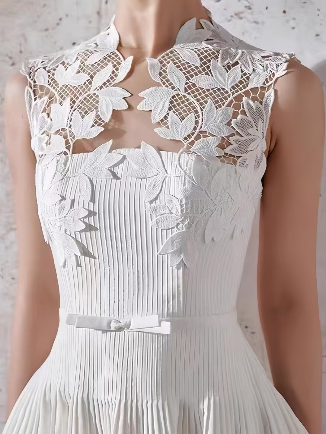 Beautifully Crafted Dress in a Classic Style
