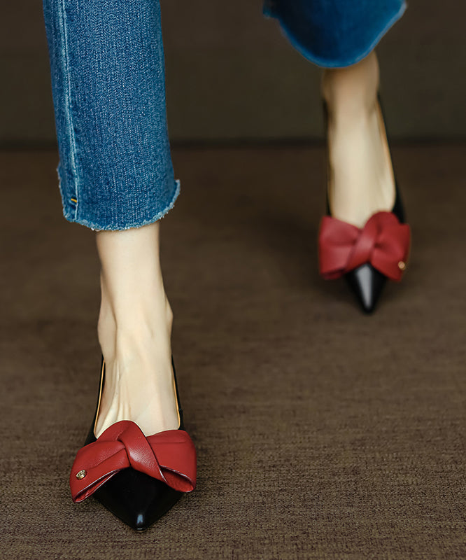 Effortlessly Elegant Shoes with a Timeless Design