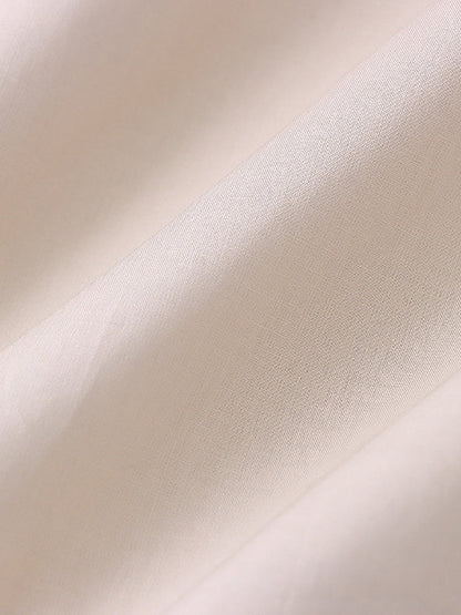 Effortlessly Elegant Garment with a Timeless Design