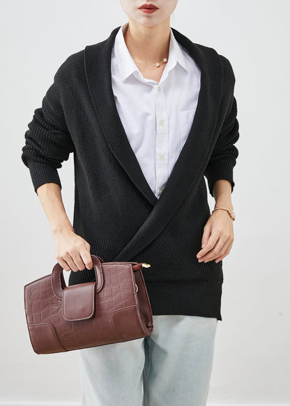Well Tailored Sweater with a Graceful Silhouette