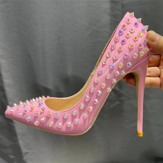 Classic Vintage Heels with a Flattering Fit
