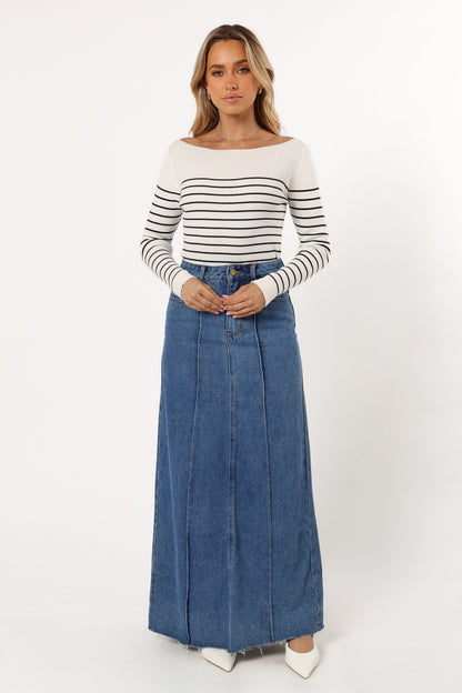 Beautifully Crafted Top in a Classic Style