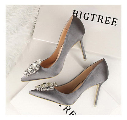 Elegantly Styled Heels for Everyday Wear