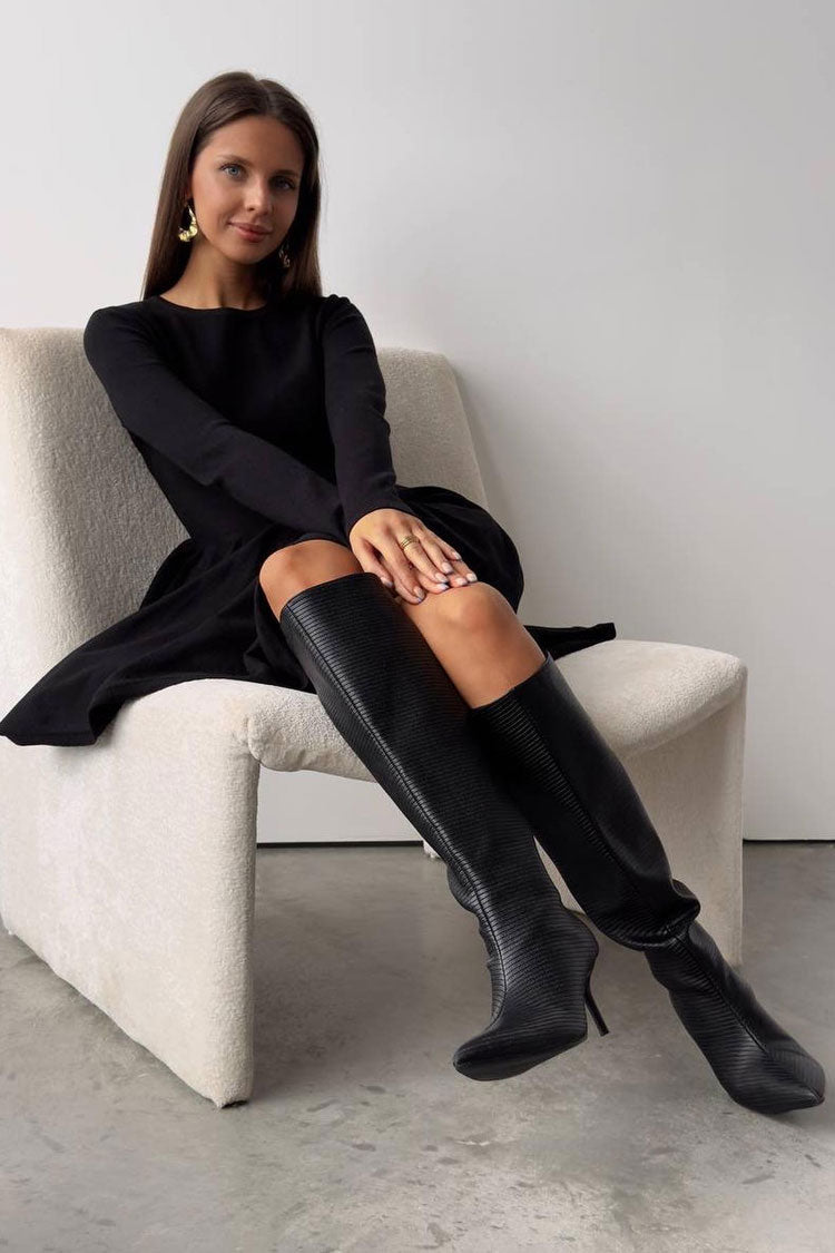 Classic Vintage & Enduringly Stylish Sweater