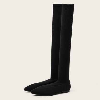 Well Tailored Boots with a Graceful Silhouette