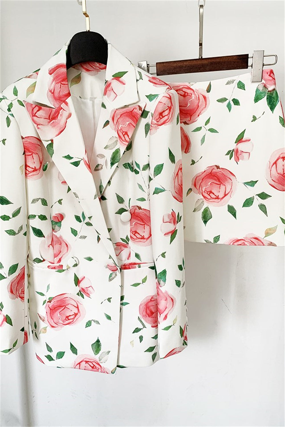 Gracefully Styled Garment for Any Occasion