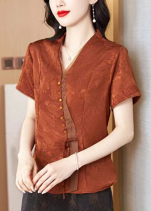 Beautifully Finished Blouse in a Timeless Design