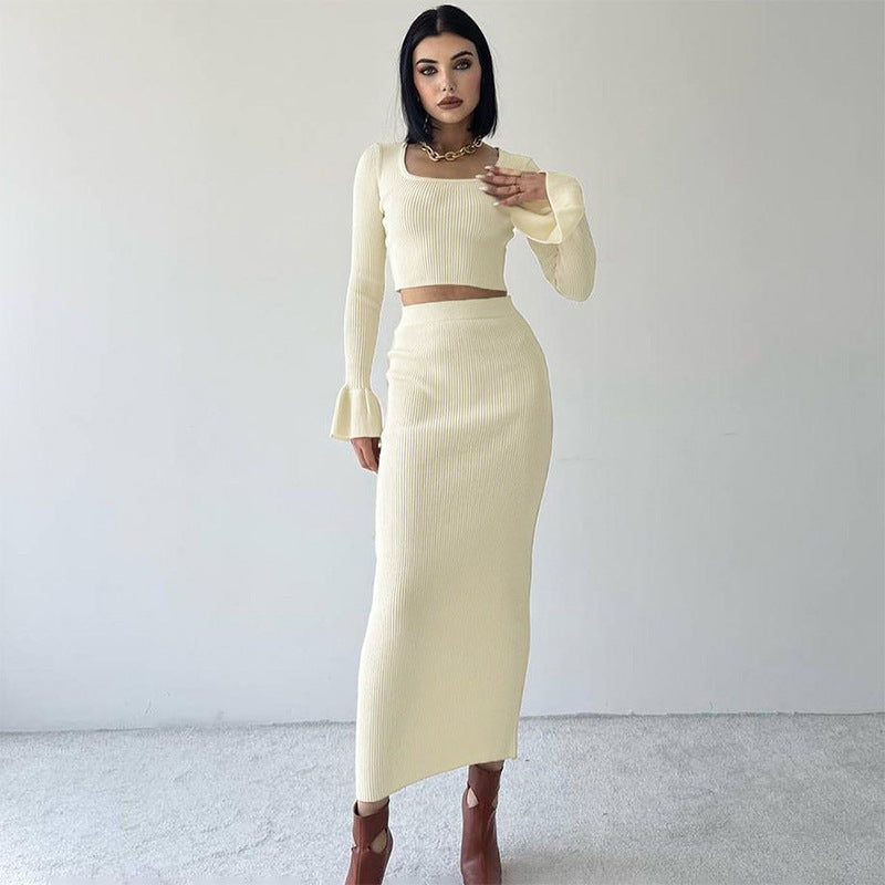 Effortlessly Elegant Garment with a Timeless Design